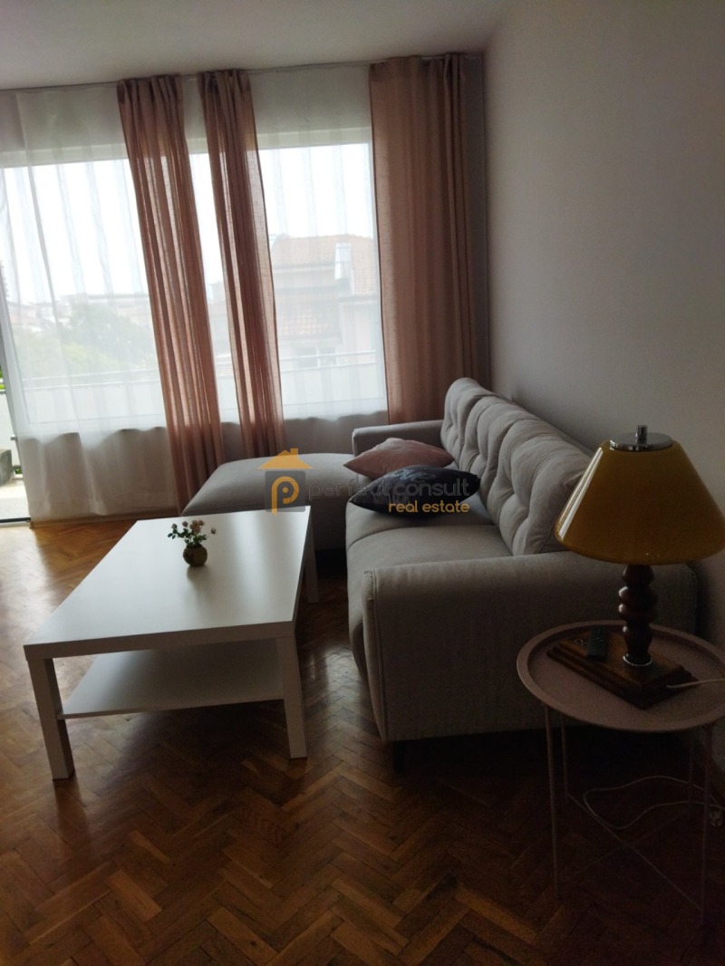 A louer  2 chambres Plovdiv , Kamenitsa 1 , 100 m² | 90167322