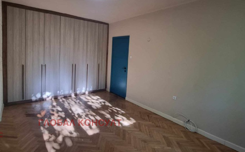 Дава под наем 2-СТАЕН, гр. София, Център, снимка 9 - Апартаменти - 54039864