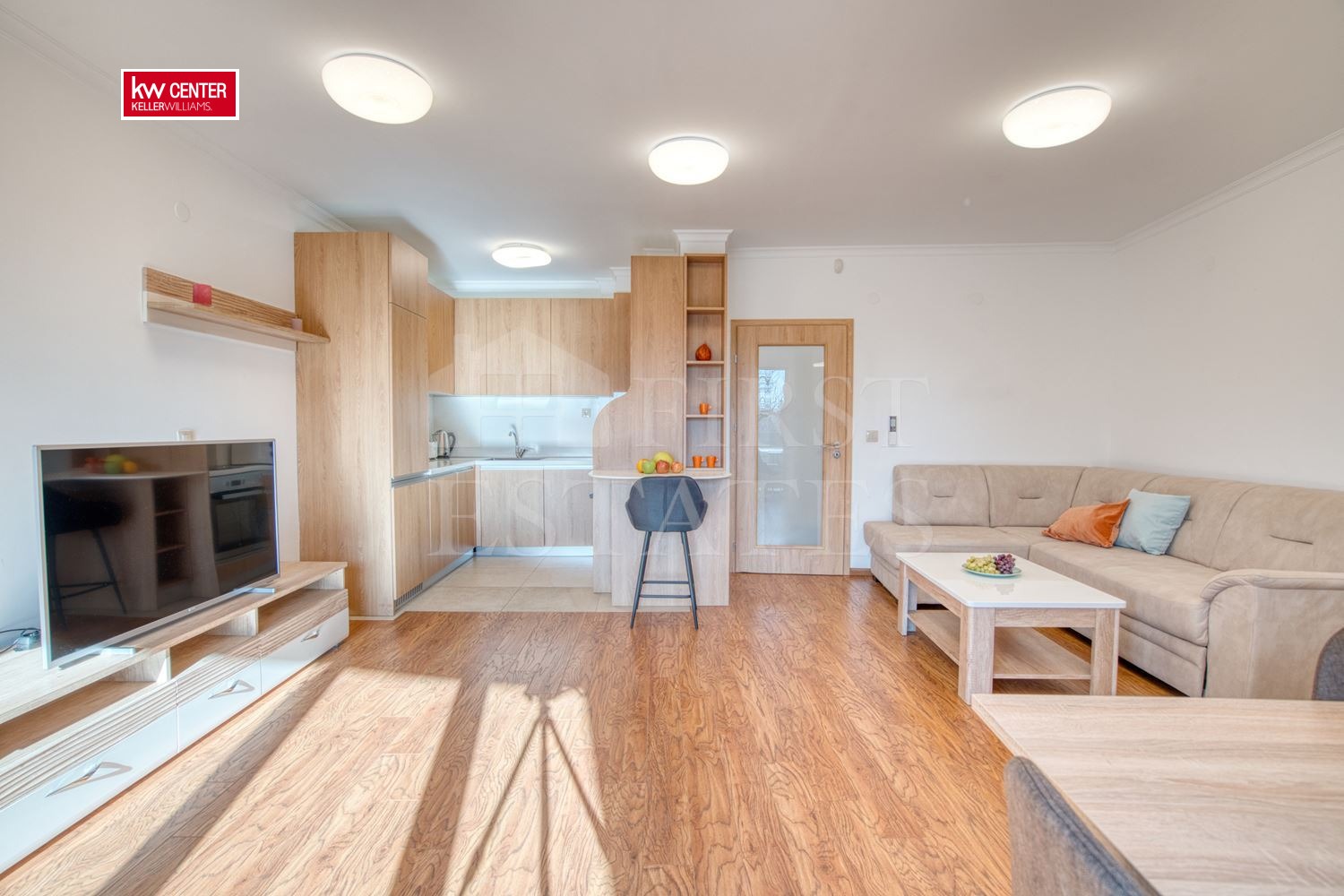 Дава под наем 3-СТАЕН, гр. София, Изгрев, снимка 2 - Апартаменти - 52374501