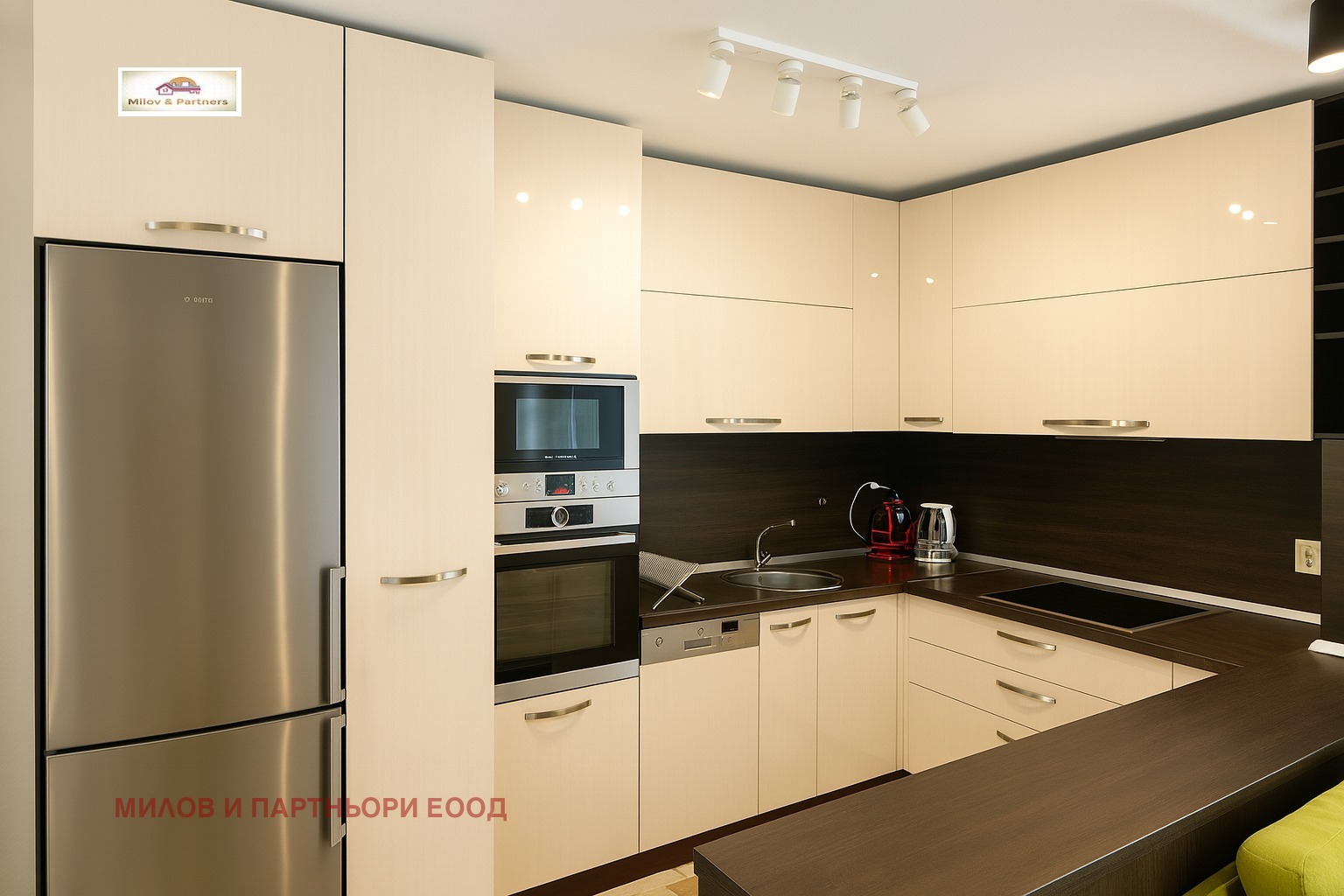 Дава под наем 3-СТАЕН, гр. София, Лозенец, снимка 2 - Апартаменти - 53826252