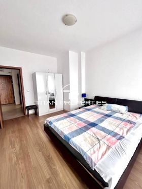 1 chambre Tchataldja, Varna 12