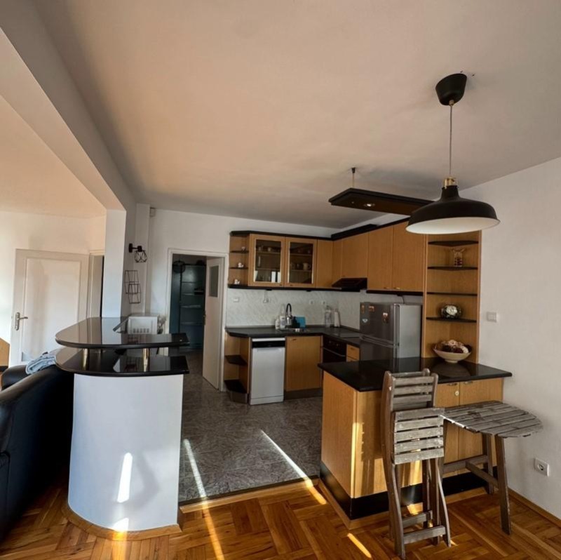 Til leie  3+ soverom Sofia , Borovo , 172 kvm | 88934183 - bilde [3]