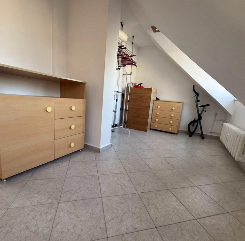 Til leie  3+ soverom Sofia , Borovo , 172 kvm | 88934183 - bilde [8]