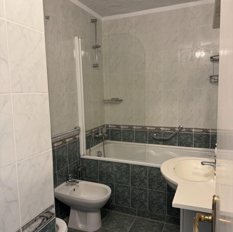 Til leie  3+ soverom Sofia , Borovo , 172 kvm | 88934183 - bilde [9]