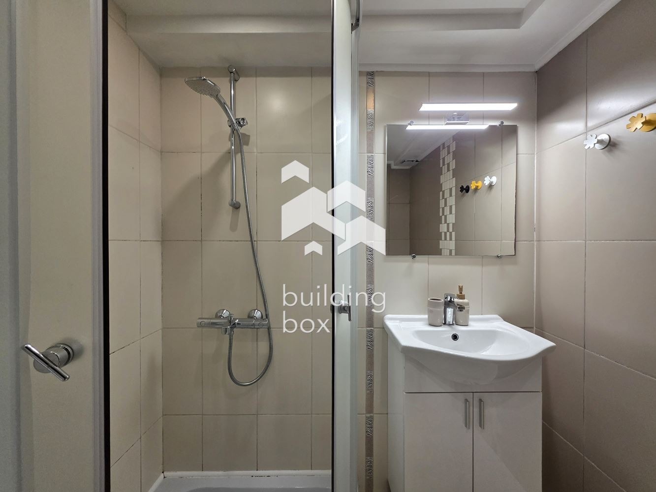 Дава под наем 2-СТАЕН, гр. София, Център, снимка 13 - Апартаменти - 54235101