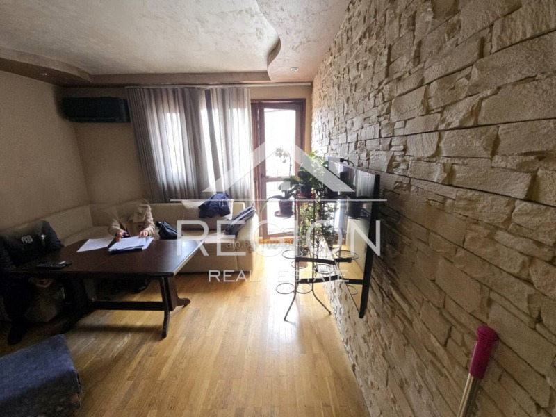 Para alugar  1 quarto Plovdiv , Iujen , 70 m² | 93308631 - imagem [2]