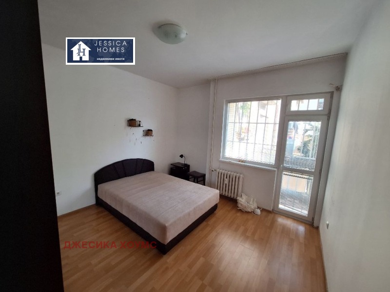 Til leie  2 soverom Sofia , Tsentar , 74 kvm | 25506216 - bilde [4]