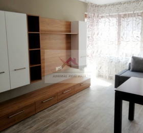 1 quarto Konfuto, Varna 2