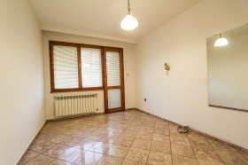 ���� ��� ���� 3-����� | Imot.bg � ����� ������ 12