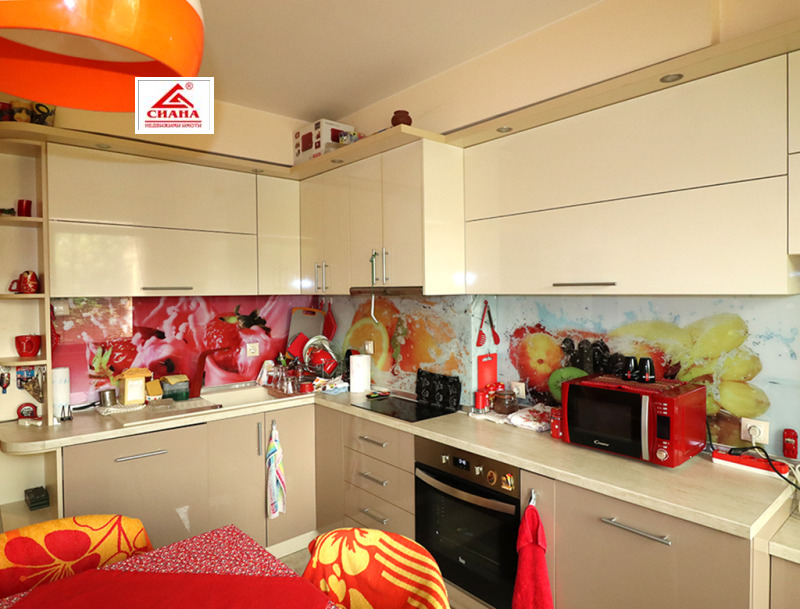 Zu vermieten  1 Schlafzimmer Ruse , Zentar , 61 qm | 71590068