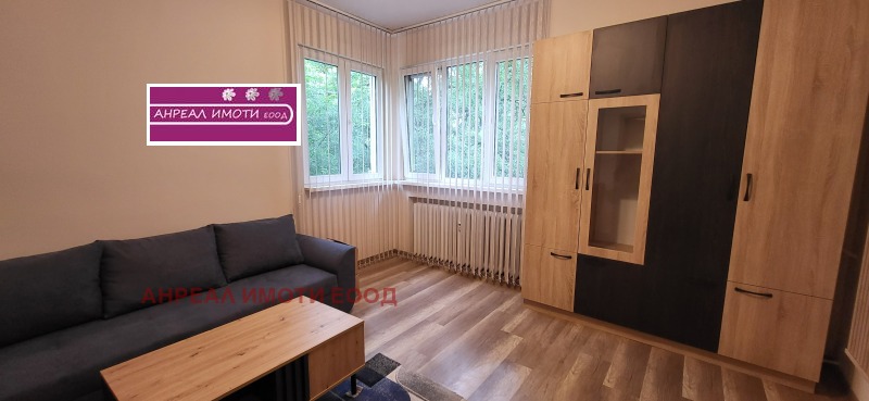 For Rent  1 bedroom Sofia , Meditsinska akademiya , 61 sq.m | 35636228