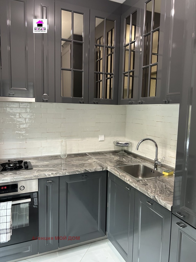 Дава под наем 3-СТАЕН, гр. Русе, Център