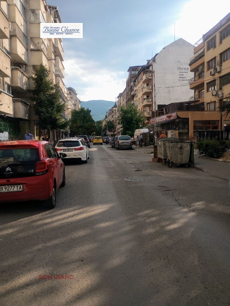 Дава под наем  Заведение град София , Борово , 270 кв.м | 86687360