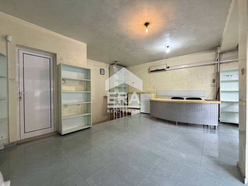 Дава под наем МАГАЗИН, гр. София, Лагера, снимка 2 - Магазини - 53367820