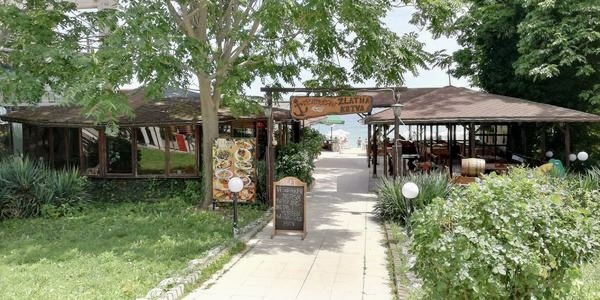 Te huur  Bar; Koffiebar Varna , k.k. Zlatni pjasatsi , 600 m² | 17466474 - afbeelding [9]