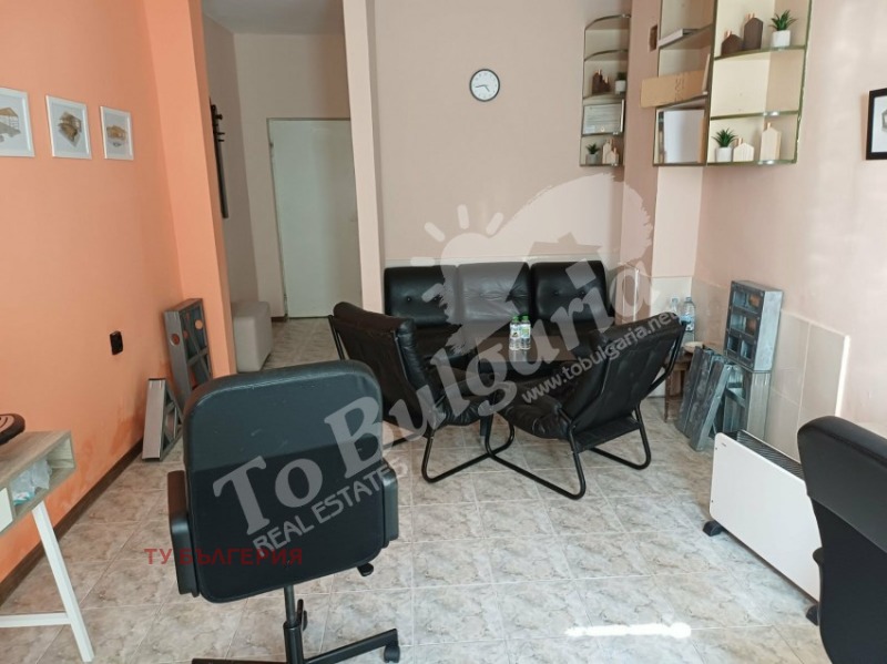 Дава под Наем ОФИС в град Велико Търново, Център - 30 кв.м / 165 € » 322.71 лв., ТУ БЪЛГЕРИЯ