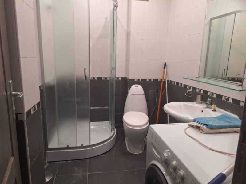 Издаје се  1 спаваћа соба Пазарджик , Идеален центар , 90 м2 | 47109019 - слика [7]
