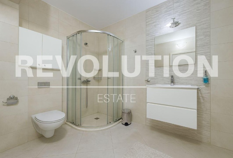 K pronájmu  1 ložnice Varna , Centar , 95 m2 | 64631759 - obraz [6]