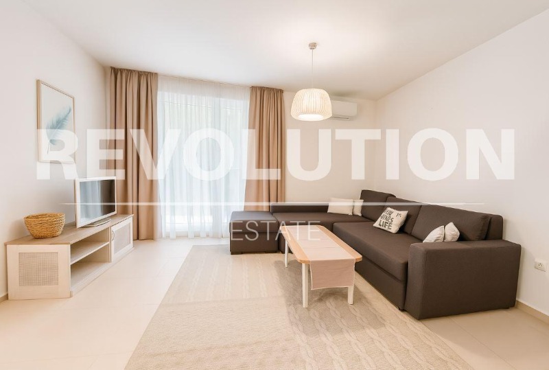 K pronájmu  1 ložnice Varna , Centar , 95 m2 | 64631759 - obraz [2]