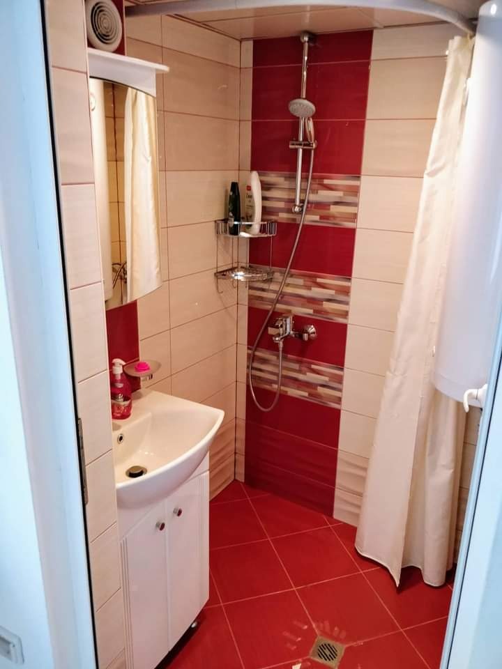 Дава под наем 3-СТАЕН, гр. Варна, Център, снимка 7 - Апартаменти - 56472736