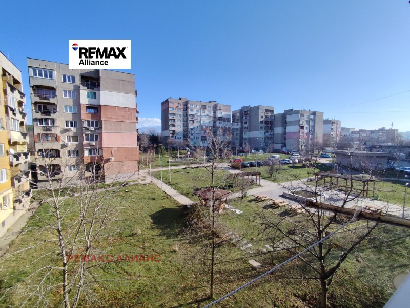 Дава под наем 1-СТАЕН, гр. Перник, Тева, снимка 13 - Апартаменти - 52880902