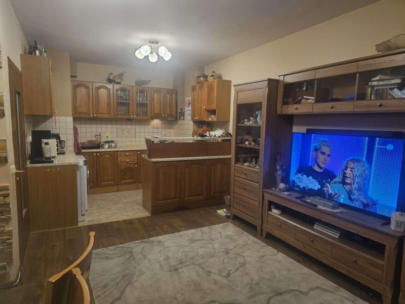 För uthyrning  2 sovrum Varna , Ljatno kino Trakija , 90 kvm | 28522369 - bild [4]