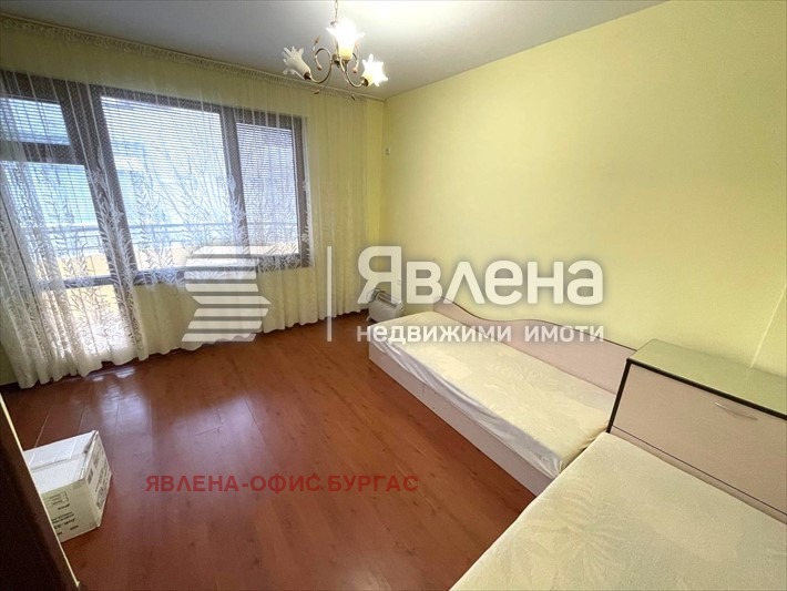 Дава под наем 3-СТАЕН, гр. Бургас, Възраждане, снимка 4 - Апартаменти - 53375419