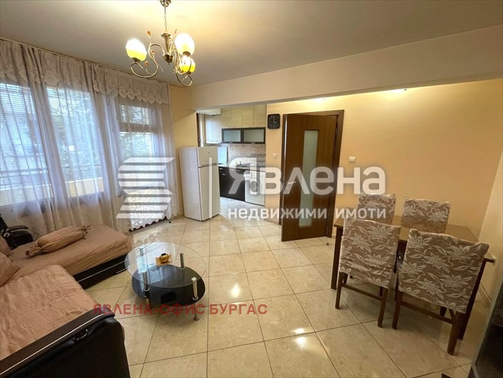 Дава под наем 3-СТАЕН, гр. Бургас, Възраждане, снимка 2 - Апартаменти - 53375419