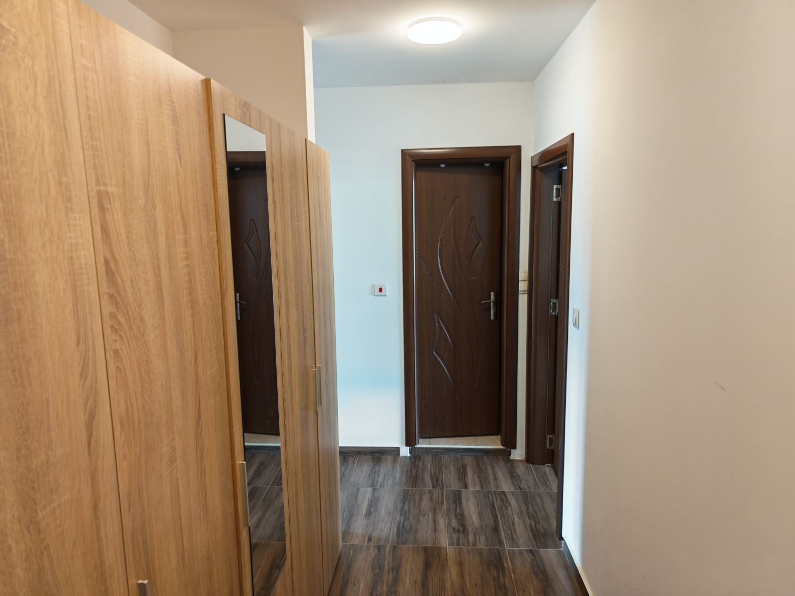 Дава под наем 3-СТАЕН, гр. София, Дианабад, снимка 8 - Апартаменти - 55184854