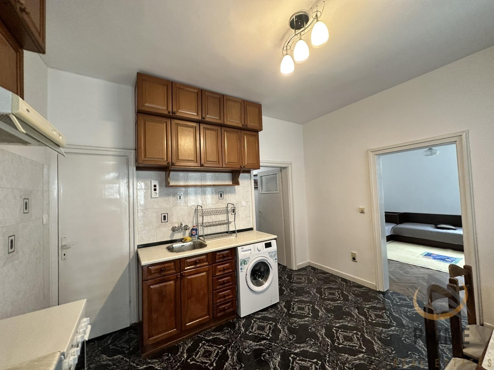 Дава под наем 3-СТАЕН, гр. Бургас, Център, снимка 5 - Апартаменти - 54060572