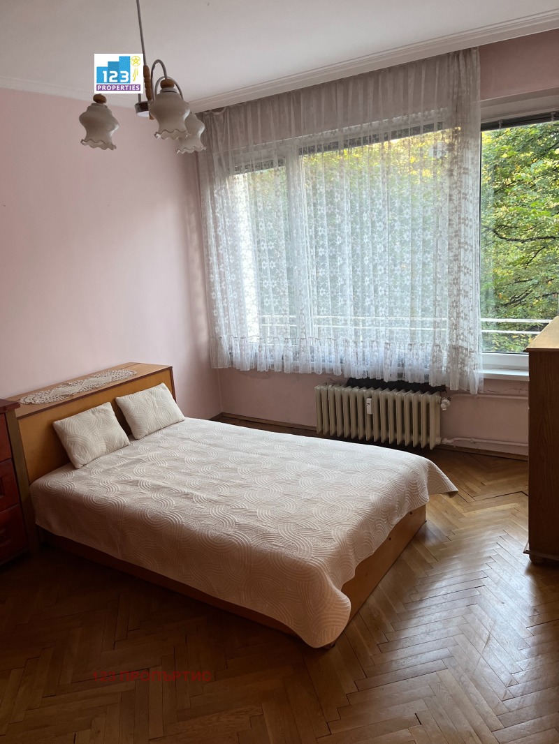 Til leje  1 soveværelse Sofia , Borovo , 67 kvm | 41552166