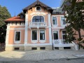 Под наем КЪЩА, град Варна, Център • 6500 € / 12712.90 лв. • 94621145 1