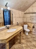 Под наем КЪЩА, град Варна, Център • 6500 € / 12712.90 лв. • 94621145 11