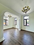Под наем КЪЩА, град Варна, Център • 6500 € / 12712.90 лв. • 94621145 5