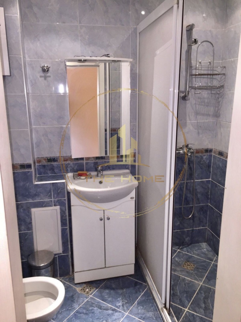 Vuokrattavana  2 makuuhuonetta Varna , Vazraždane 1 , 101 neliömetriä | 44741738 - kuva [7]