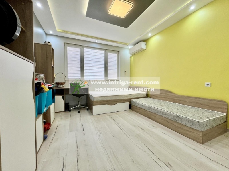 Дава под наем 3-СТАЕН, гр. Хасково, Каменни, снимка 14 - Апартаменти - 53202222