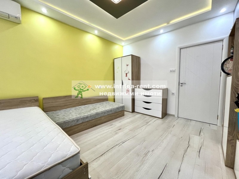 Дава под наем 3-СТАЕН, гр. Хасково, Каменни, снимка 15 - Апартаменти - 53202222