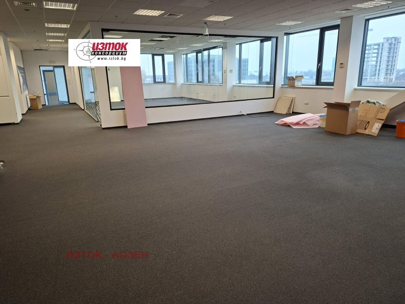 Дава под Наем ОФИС в град София, Летище София - 115 кв.м / 1 900 € » 3 716.08 лв., ИЗТОК - ЛОЗЕН
