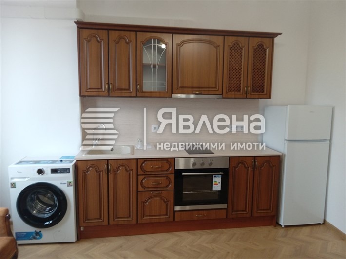 Дава под наем 2-СТАЕН, гр. Пловдив, Старият град