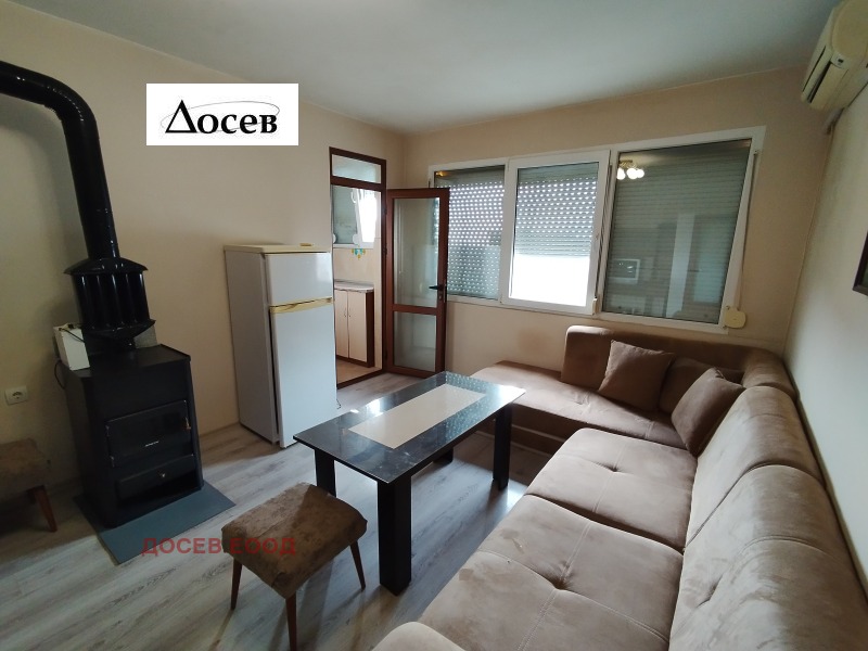 For Rent  2 bedroom Stara Zagora , Tsentar , 60 sq.m | 93256872