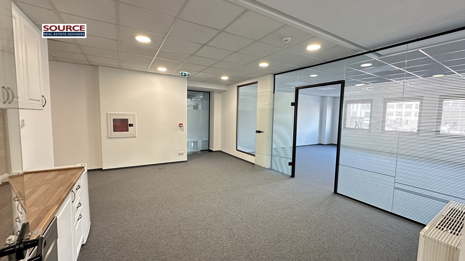 Дава под наем ОФИС, гр. София, Хладилника, снимка 6 - Офиси - 53640570