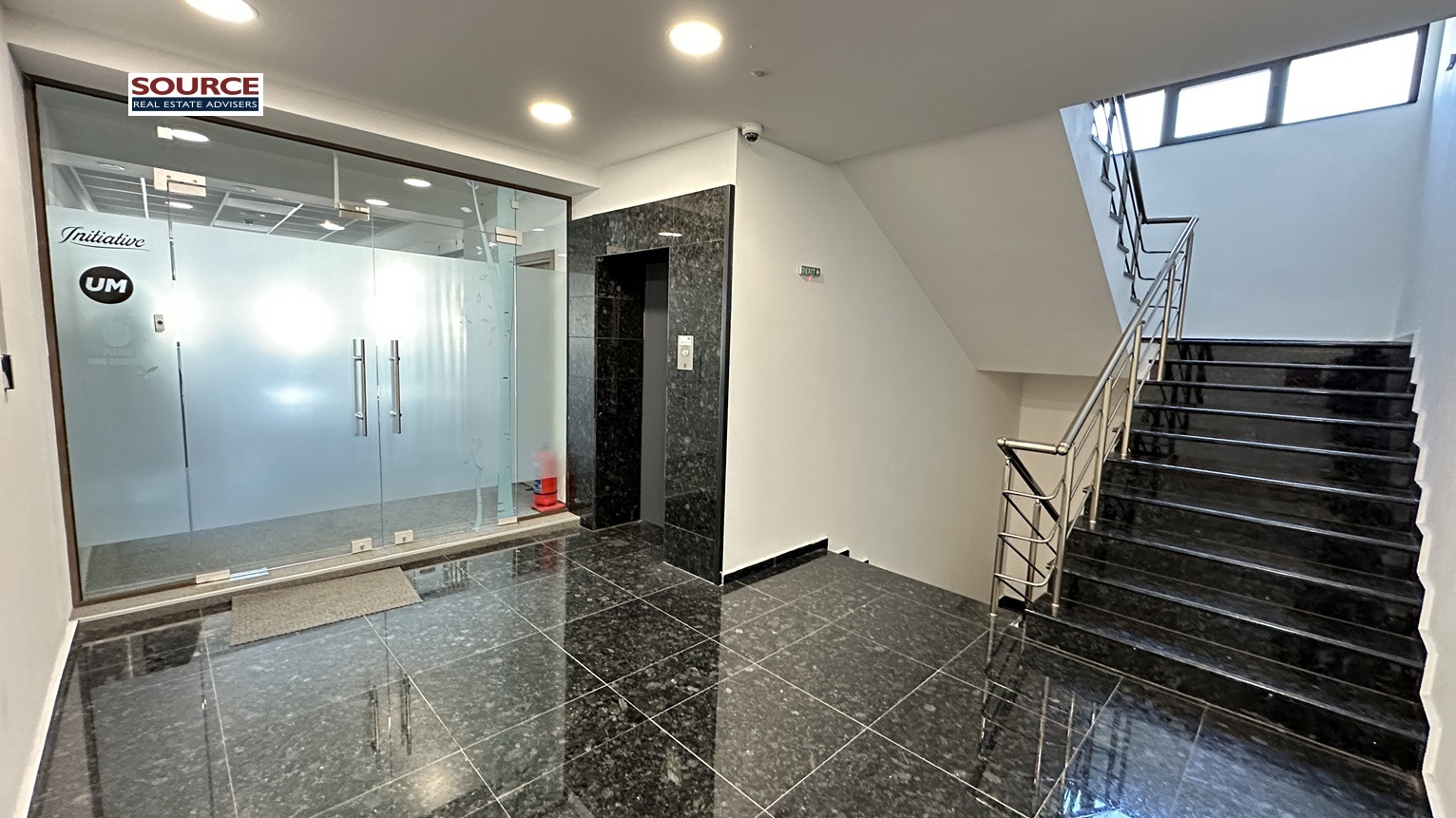 Дава под наем ОФИС, гр. София, Хладилника, снимка 11 - Офиси - 53640570