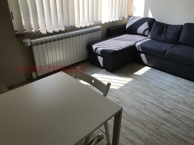 Издаје се  1 спаваћа соба Софија , Карпузица , 48 м2 | 68762211 - слика [10]