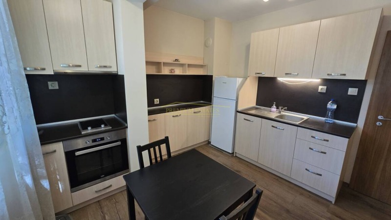 Zu vermieten  1 Schlafzimmer Sofia , Mladost 1 , 65 qm | 29860564