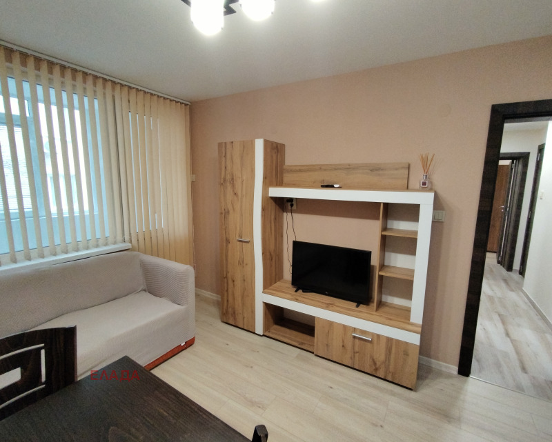 Дава под наем 3-СТАЕН, гр. Враца, Център, снимка 2 - Апартаменти - 52987121