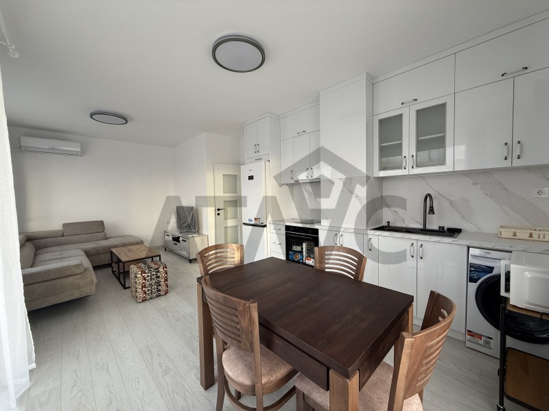 Дава под наем 3-СТАЕН, гр. Пловдив, Южен