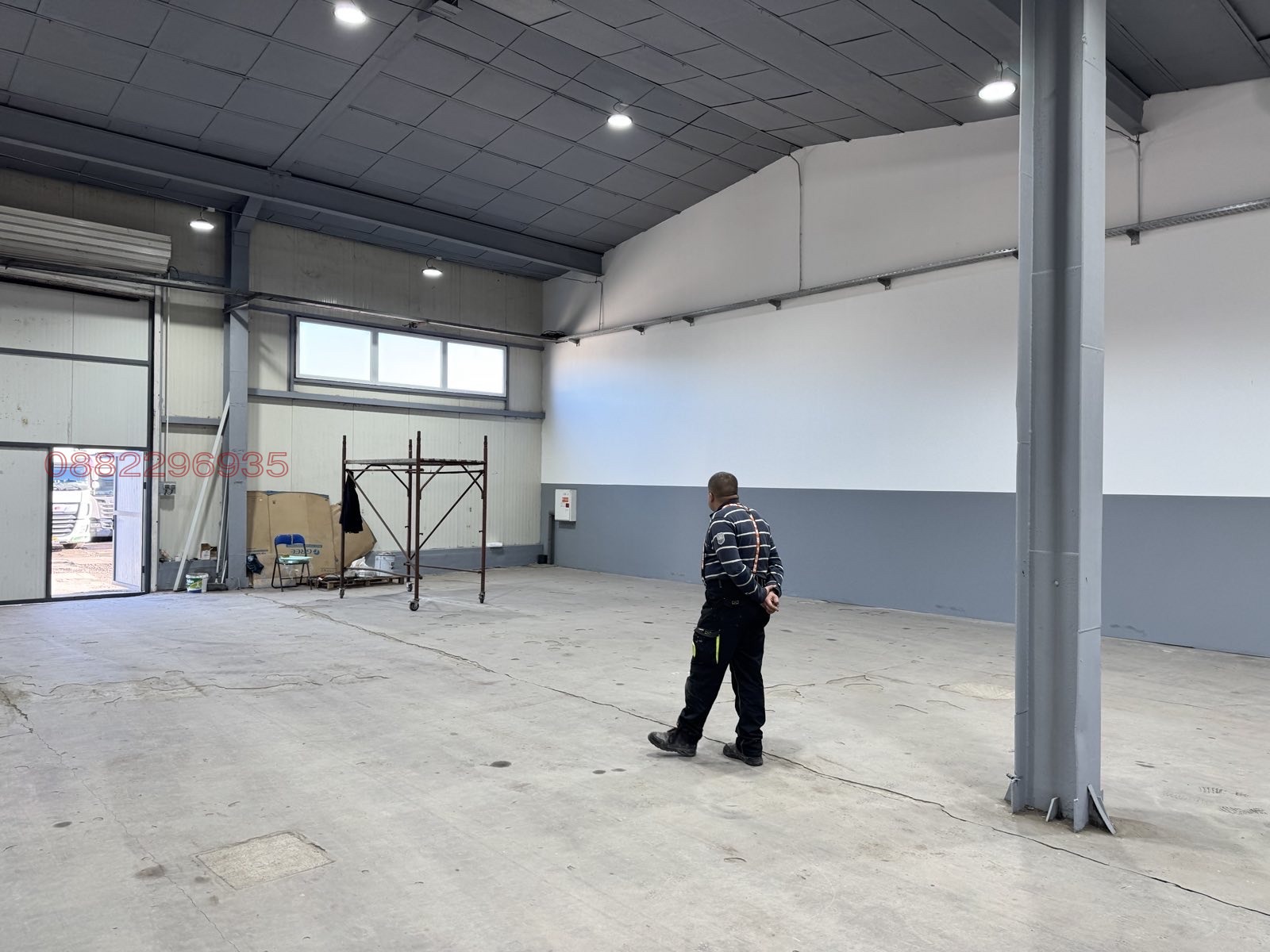 Дава под наем ПРОМ. ПОМЕЩЕНИЕ, гр. Плевен, Индустриална зона - Запад, снимка 3 - Производствени сгради - 54212558