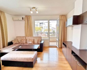 1 quarto Lazur, Burgas 3