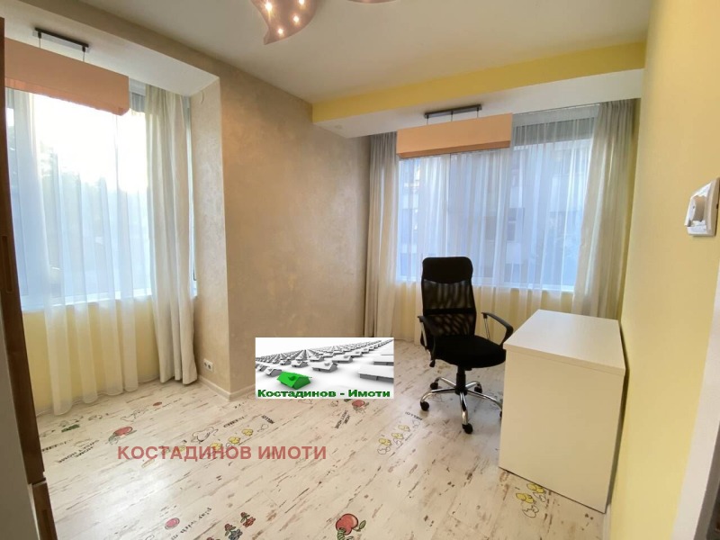 A louer  2 chambres Plovdiv , Mladejki Halm , 68 m² | 39976289 - image [4]