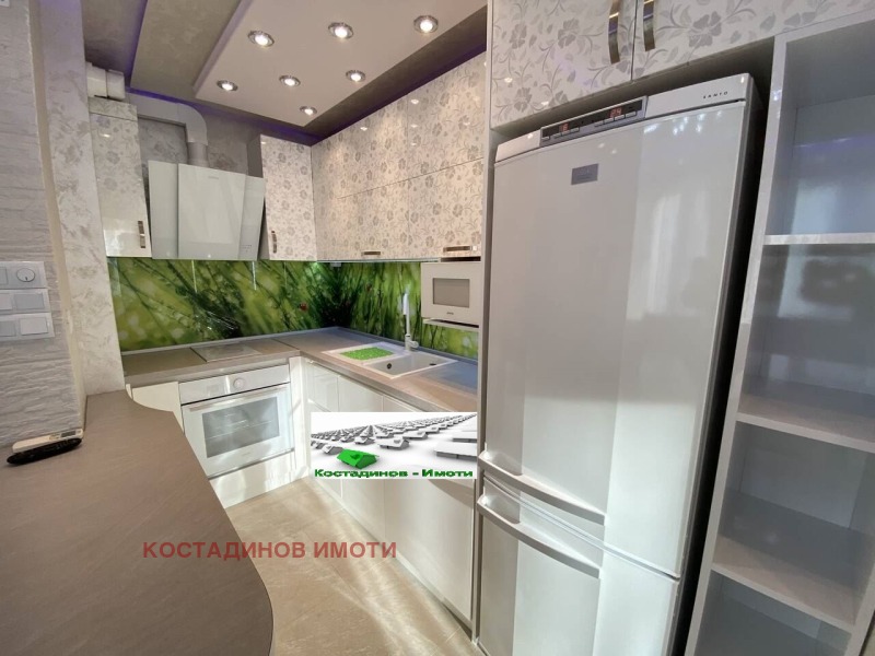 A louer  2 chambres Plovdiv , Mladejki Halm , 68 m² | 39976289 - image [3]